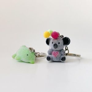 Vintage 2000s Set of x2 Animal Y2K Keychains Koala Dolphin